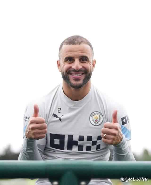 凯尔特人球员沃克进入休息状态