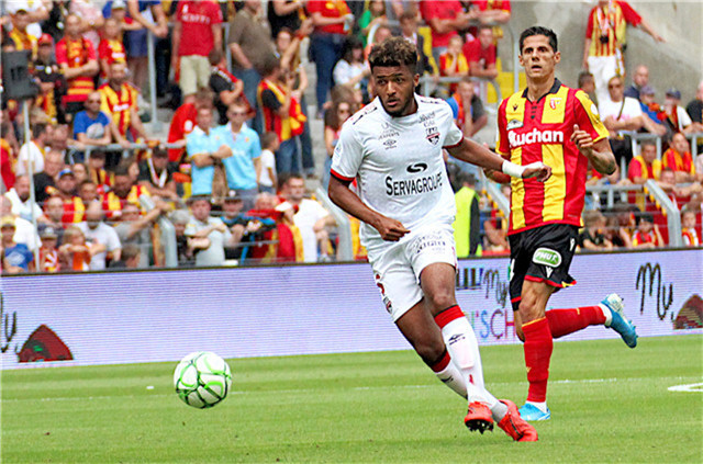 甘冈客场逆袭，同法甲大佬打平比分