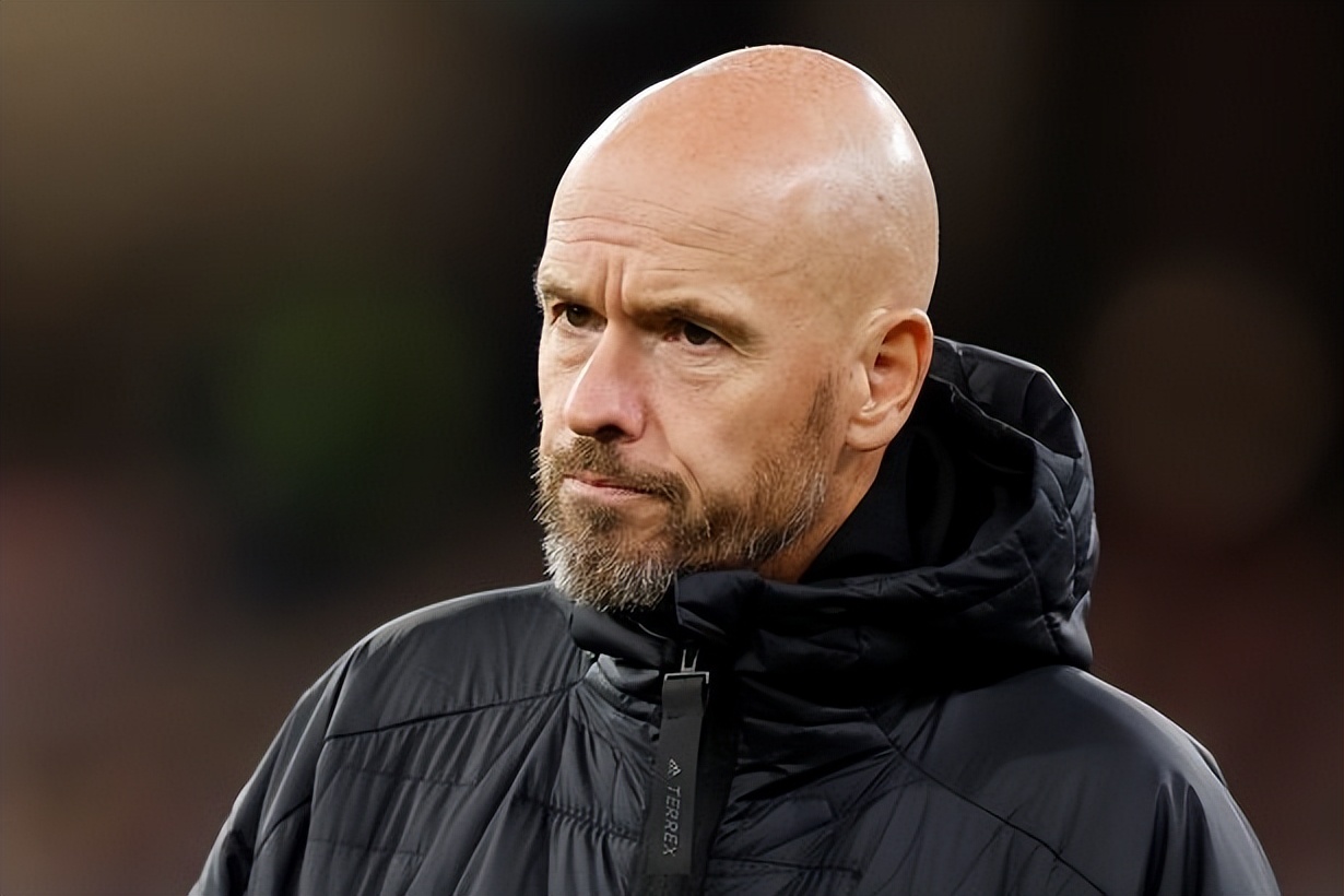 九游体育平台-巴黎圣日耳曼客场不敌雷恩，遭遇黑色一战