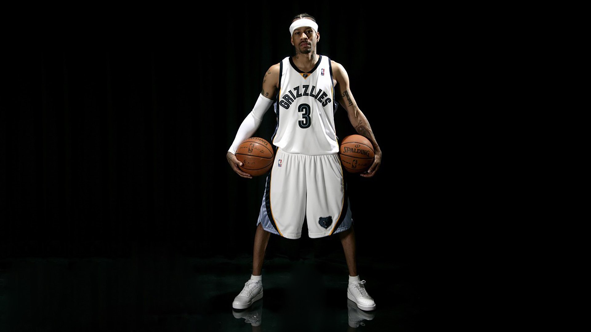 平行宇宙逆转录，当字母哥推开杨学增更衣室的门